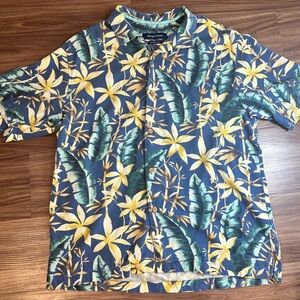 Tommy Bahama Hawaiian Shirt Blue Floral Silk Short Sleeve Button Front Men’s L